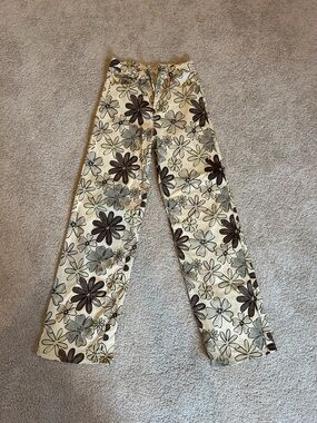 vestique Cream Floral Wide-Leg Pants with Brown Accents